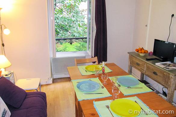 Image of the living room in studio apartment PA-4534