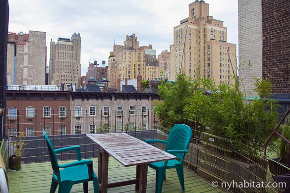 Image of the terrace of NY-11848