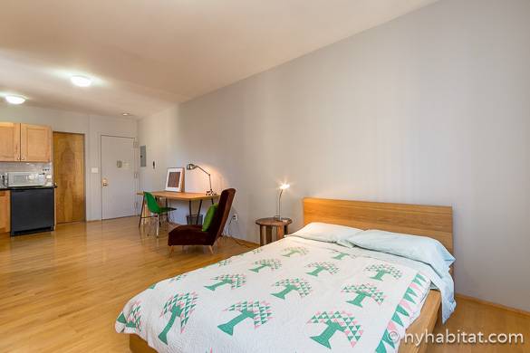 Image of bed in studio NY-7890 on the Lower East Side