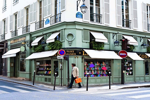 Image of Laduree flagship macaroon store in Paris