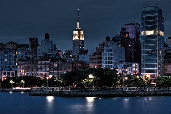 Image of the Manhattan skyline near Chelsea at night