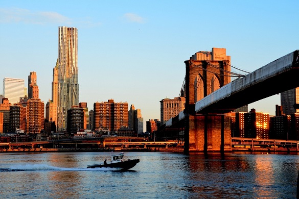 Image of the Brooklyn Bridge and the East River with Brooklyn in the background