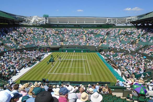 Image of tennis players at Wimbledon in London