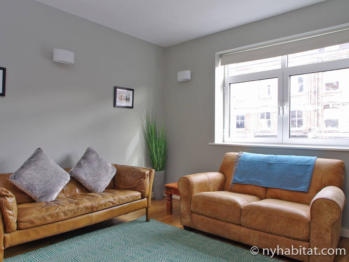 Whether you're here for a weekend or a longer stay, this 3-bedroom Southwark rental is the perfect fit. (LN-1465)