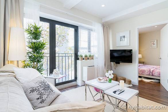 Image of living room of NY-16343 in Midtown West