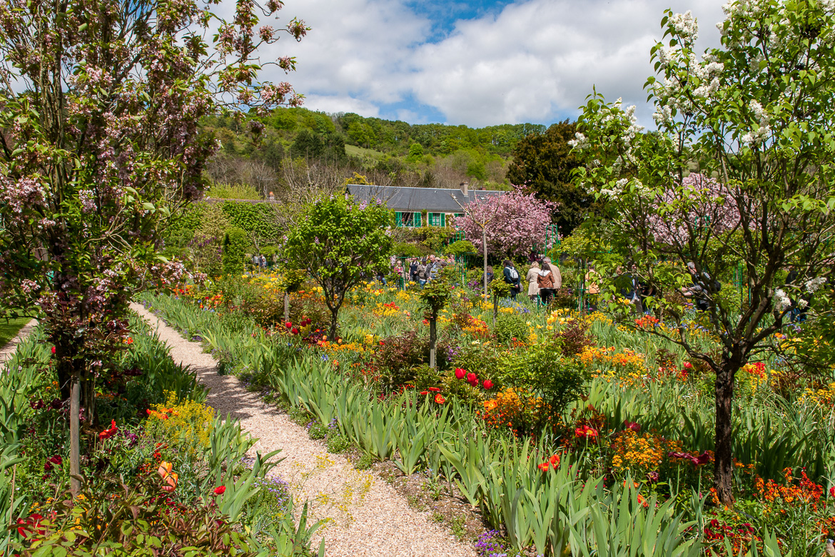 Image of gardens and footpaths at Claude Monet’s Giverny home