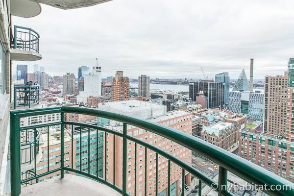 Image of balcony in NY-17447 overlooking Midtown West.