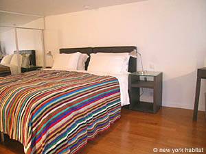 New York Habitat überquert die Seine