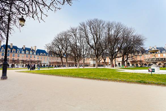Bild des Place des Vosges in Le Marais, Paris