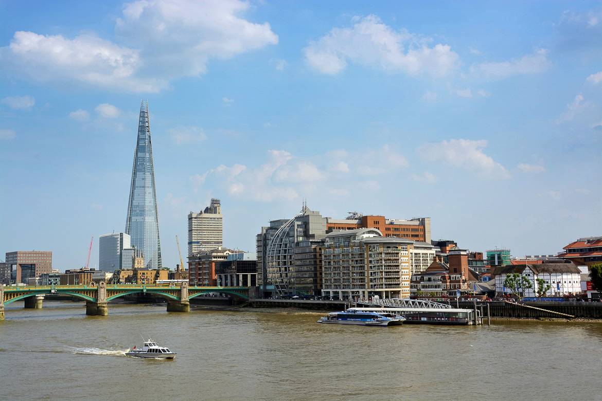 Aussicht auf Londons Umgebung von Southwark und The Shard