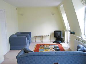 Location meublée à Londres. Photo d'un appartement T3 à Kensington - Chelsea (LN 38)