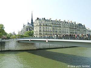 Tourisme et loisirs à Paris. Photo de l'île Saint Louis.