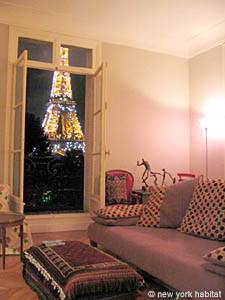 Location de vacances à Paris. Photo d'un appartement T4 au Champs de Mars (PA-3368)