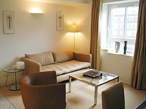 Location meublée à Londres. Photo d'un appartement T2 à Westminster (LN-166)