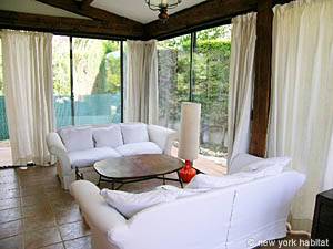 Appartement dans le Sud de la France: Studio T1 - Meyreuil, Aix en Provence - Marseille 