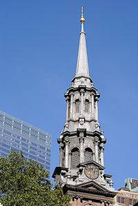 La chapelle Saint-Paul a été construite à Downtown Manhattan en 1766 et comprend une tour octogonale