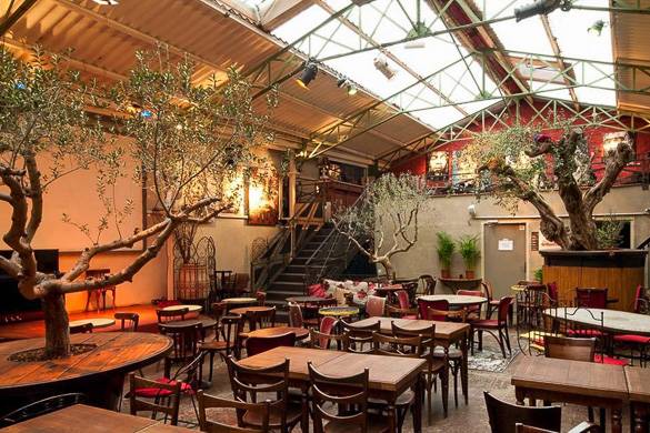 Photo de la salle du restaurant La Bellevilloise