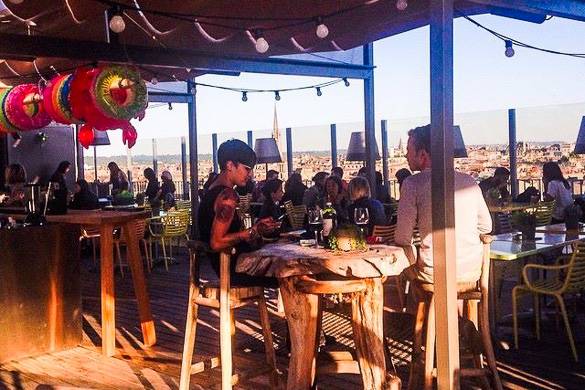 Photo du toit-terrasse de l‘hôtel Mama Shelter à Paris