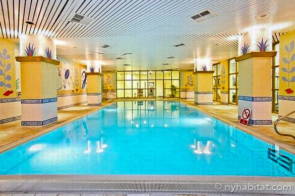 Photographie de la piscine de cet appartement T3 meublé LN-1204