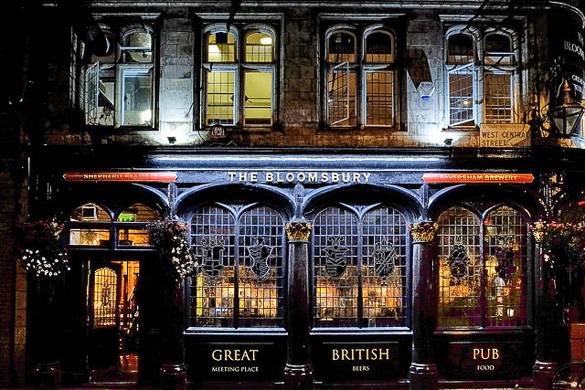 Photo de la façade du pub britannique The Bloomsbury