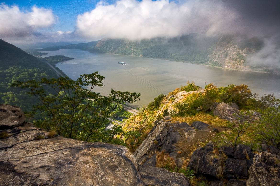 Photo du fleuve Hudson, vu depuis le Breakneck Ridge.