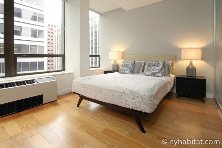 Photo de la chambre du NY-16841 avec un lit queen-size.