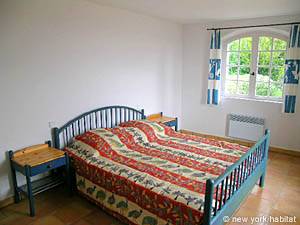 Sud della Francia: villa 3 stanze da letto a Cabris, Costa Azzurra (PR-895)