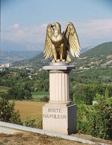 Un’aquila indica la via seguita da Napoleone
