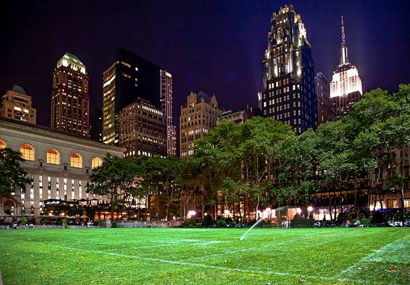 Foto di Bryant Park, della NY Public Library & dell’Empire State Building