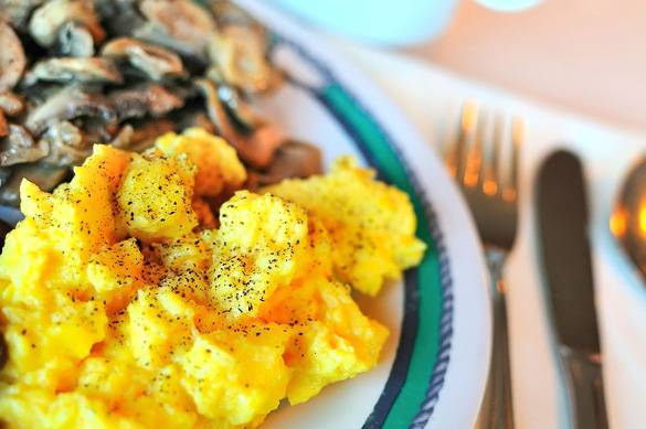 Foto di un’omelette con funghi parigina
