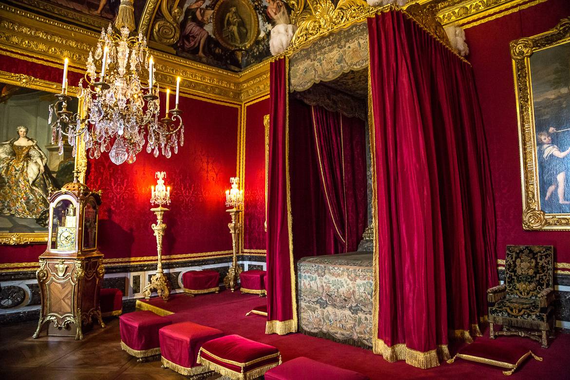 La camera reale nel palazzo di Versailles