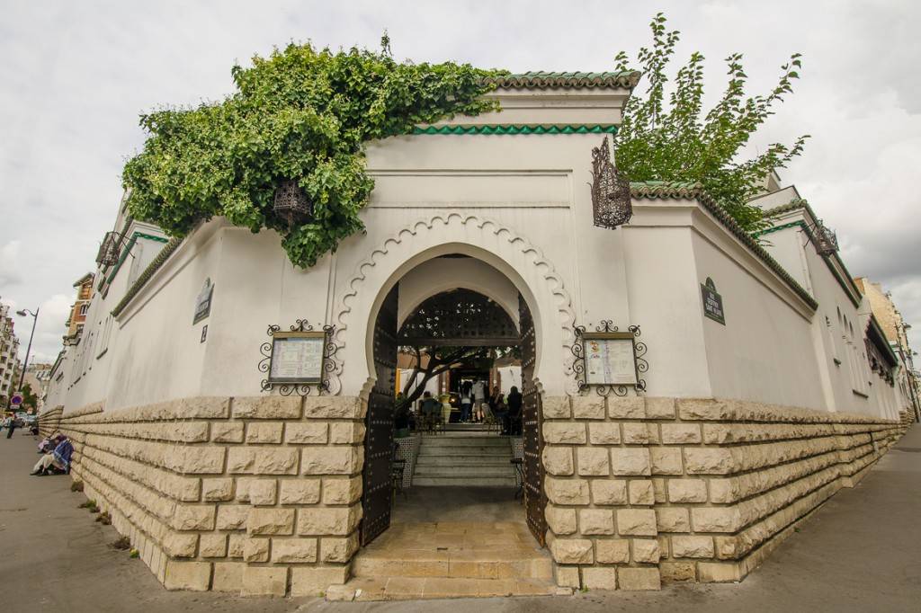 Immagine dell’entrata alla Grande Moschea di Parigi