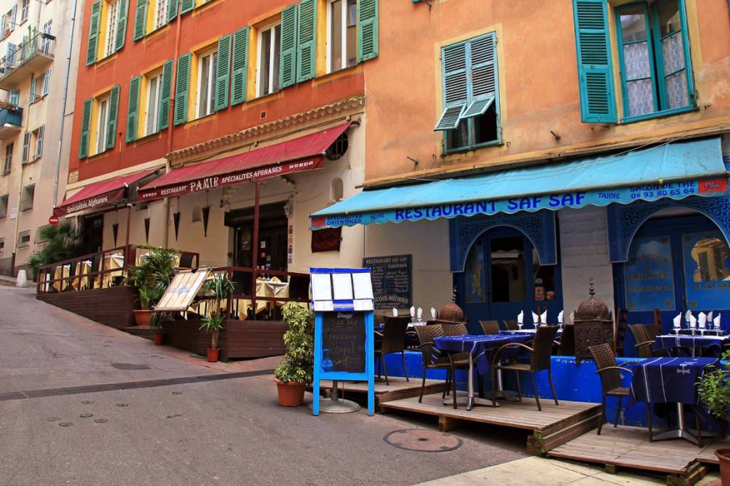 Immagine di bistrot in una città del Sud della Francia