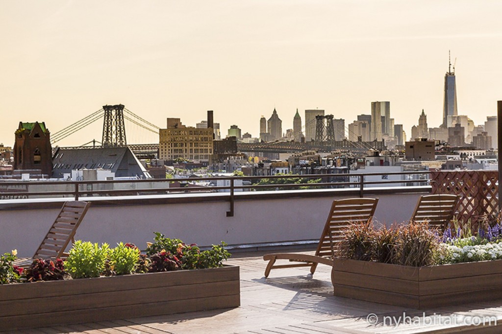 Panorama di NY da una terrazza.