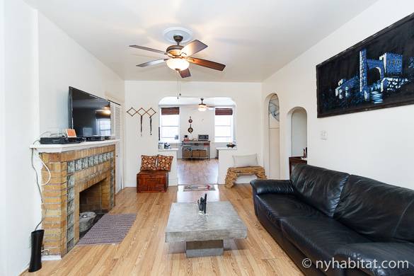 Foto di appartamento con due camere da letto a Bed-Stuy