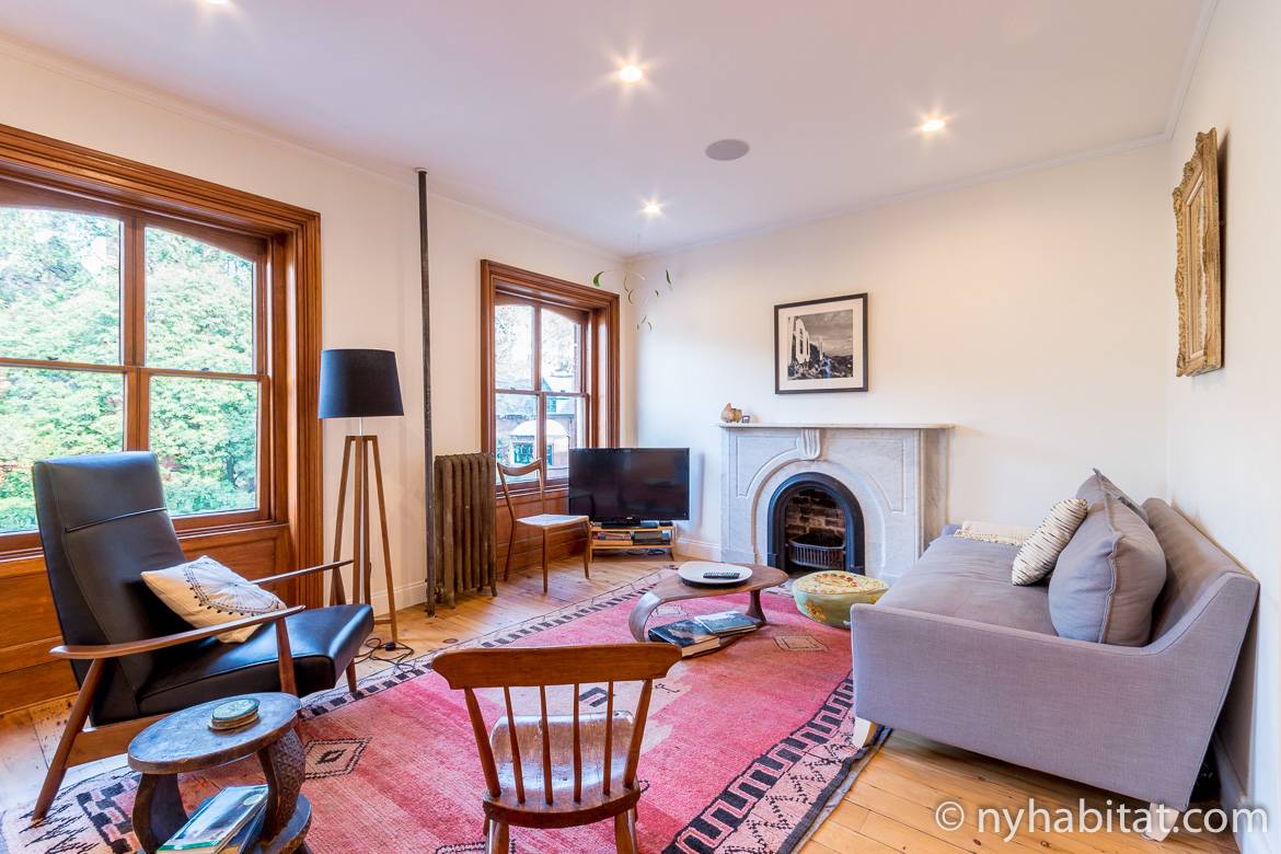 Immagine del soggiorno di NY-17298 con caminetto decorativo a Chelsea, Manhattan