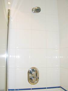 Ba&ntilde;o - Photo 2 de 2