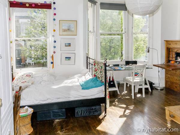 Schlafzimmer 2 - Photo 2 von 3