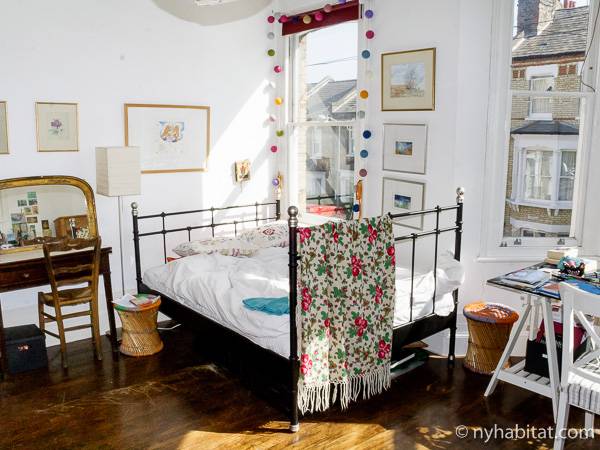 Schlafzimmer 2 - Photo 1 von 3