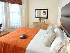 Schlafzimmer 1 - Photo 1 von 1