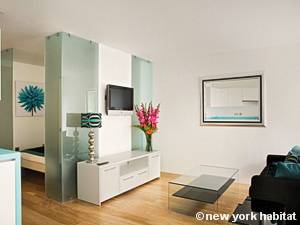 Living room - Photo 2 of 2