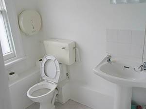 Ba&ntilde;o - Photo 1 de 3
