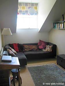 Wohnzimmer - Photo 1 von 4