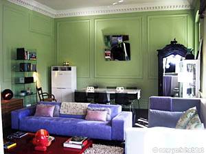 Living room - Photo 3 of 5 Living room - Photo 3 of 5