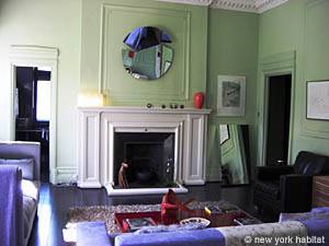 Living room - Photo 2 of 5 Living room - Photo 2 of 5