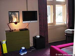 Bedroom - Photo 2 of 4 Bedroom - Photo 2 of 4