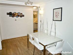 Living room - Photo 4 of 4
