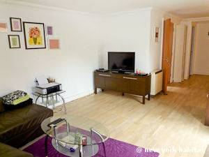 Living room - Photo 2 of 4