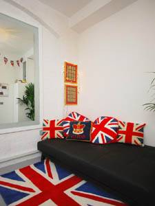 Living room - Photo 2 of 7 Living room - Photo 2 of 7