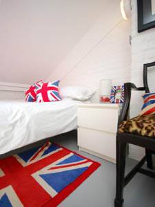 Living room - Photo 5 of 7 Living room - Photo 5 of 7